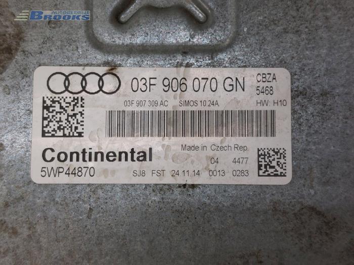 Cerradura de contacto y ordenador de un Audi A1 Sportback (8XA/8XF) 1.2 TFSI 2014