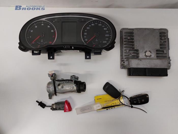 Zündschloss + Steuergerät van een Audi A1 Sportback (8XA/8XF) 1.2 TFSI 2014