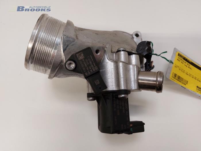 Gebrauchte Intercooler Rohr Audi RS 3 Sportback (8VA/8VF) 2.5 TFSI 20V Quattro Preis € 100,00 Margenregelung angeboten von Autobedrijf Brooks
