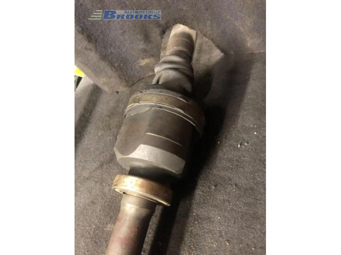Front drive shaft, right from a Renault Laguna II Grandtour (KG) 2.2 dCi 150 16V 2003