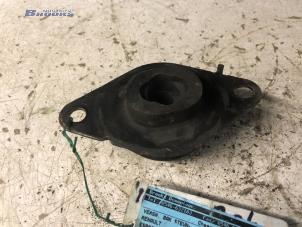 Used Gearbox mount Renault Espace (JK) 2.2 dCi 150 16V Grand Espace Price € 15,00 Margin scheme offered by Autobedrijf Brooks