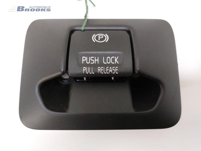 Gebrauchte Handbremse Schalter Volvo V60 I (FW/GW) 2.0 D4 16V Preis € 20,00 Margenregelung angeboten von Autobedrijf Brooks