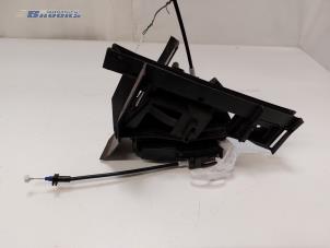 Used Rear door mechanism 4-door, right Ford Focus 3 Wagon 1.0 Ti-VCT EcoBoost 12V 125 Price € 25,00 Margin scheme offered by Autobedrijf Brooks