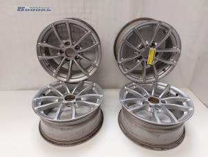 Used Set of sports wheels BMW 1 serie (F20) 114d 1.5 12V TwinPower Price € 200,00 Margin scheme offered by Autobedrijf Brooks