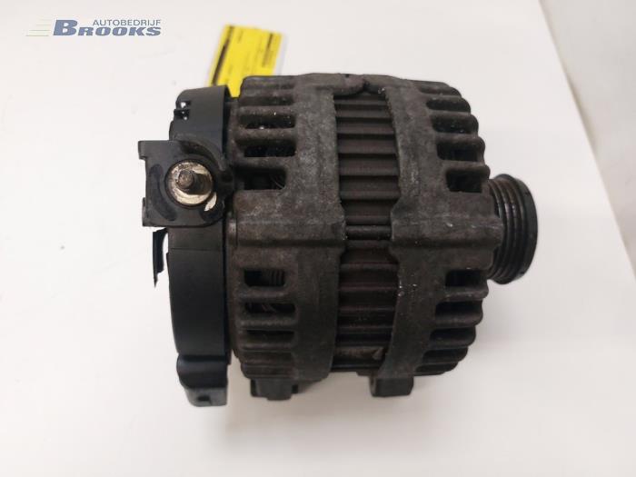 Usagé Dynamo Landrover Freelander II 2.2 td4 16V Prix € 40,00 Règlement à la marge proposé par Autobedrijf Brooks