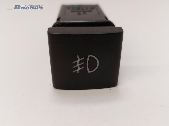 Fog light switch