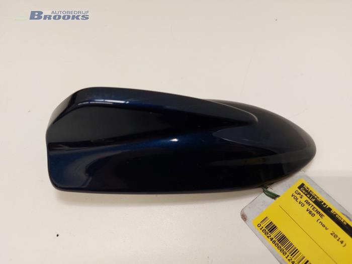 Używane Antena GPS Volvo V60 I (FW/GW) 2.0 D4 16V Cena € 25,00 Procedura marży oferowane przez Autobedrijf Brooks