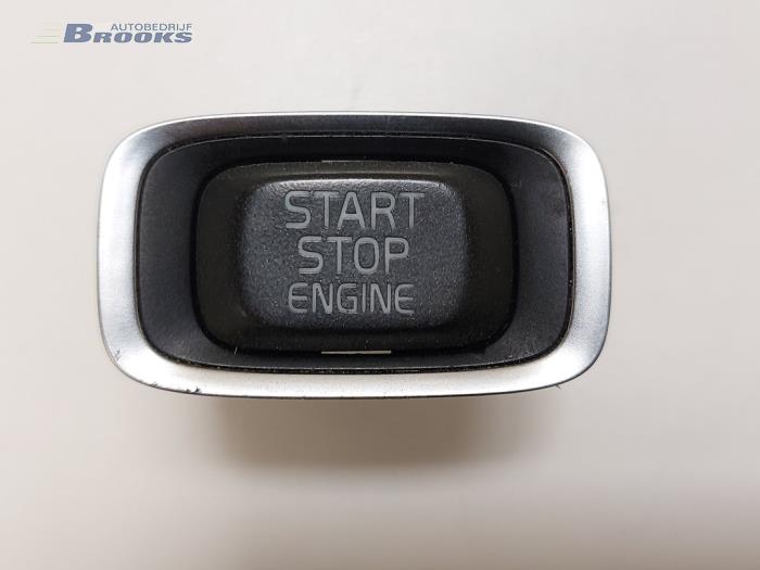Używane Przelacznik Start/Stop Volvo V60 I (FW/GW) 2.0 D4 16V Cena € 10,00 Procedura marży oferowane przez Autobedrijf Brooks