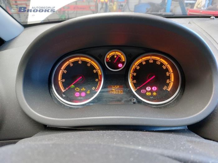 Odometer KM from a Opel Corsa D 1.4 16V Twinport 2011