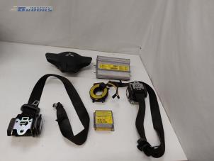 Usagé Kit + module airbag Mitsubishi Colt (Z2/Z3) 1.3 16V Prix € 100,00 Règlement à la marge proposé par Autobedrijf Brooks