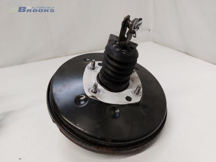 Assistant de freinage d'un Mitsubishi Colt (Z2/Z3) 1.3 16V 2007