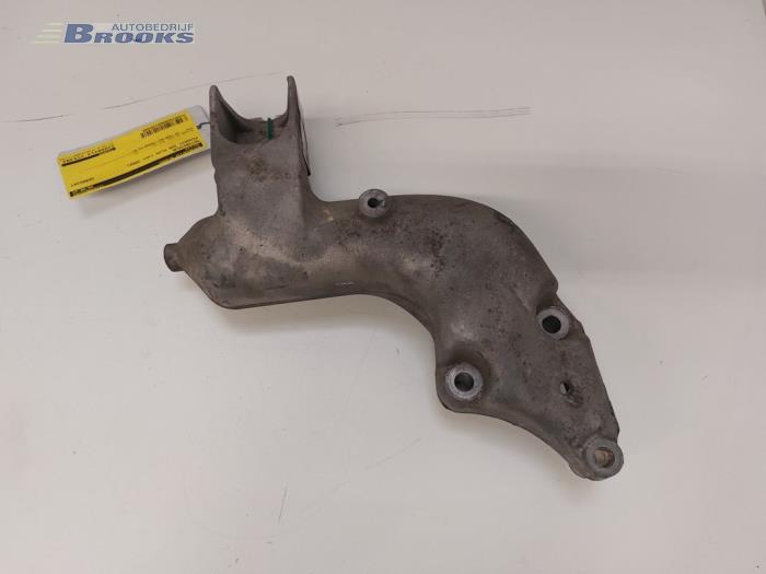 Used Engine mount Peugeot 206+ (2L/M) 1.4 XS Price € 20,00 Margin scheme offered by Autobedrijf Brooks