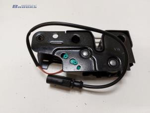 New Bonnet lock mechanism Skoda Octavia (1Z3) 1.4 16V MPI Price on request offered by Autobedrijf Brooks