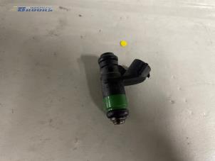 Used Injector (petrol injection) Volkswagen Polo IV (9N1/2/3) 1.2 12V Price € 15,00 Margin scheme offered by Autobedrijf Brooks