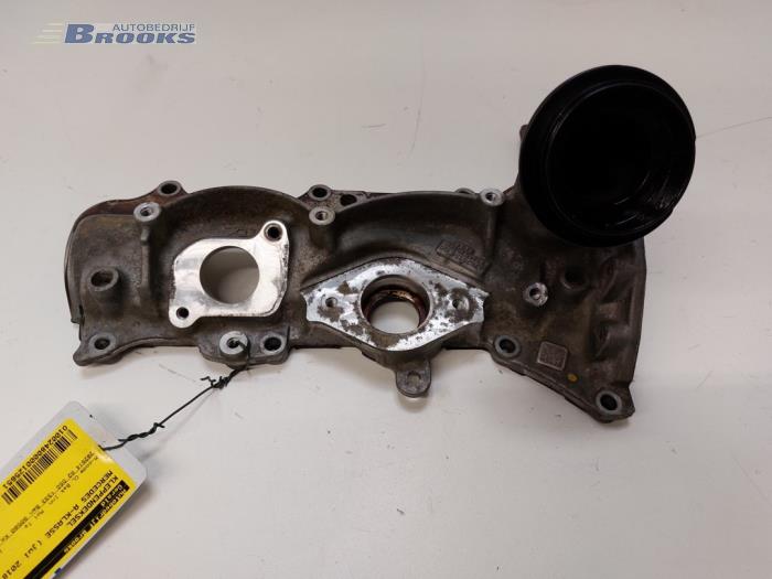 Usagé Couvercle soupapes Mercedes A (177.0) 1.3 A-200 Turbo 16V Prix € 50,00 Règlement à la marge proposé par Autobedrijf Brooks