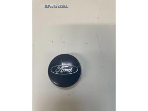 Neue Nabenkappe Ford Kuga Preis € 12,10 Mit Mehrwertsteuer angeboten von Autobedrijf Brooks
