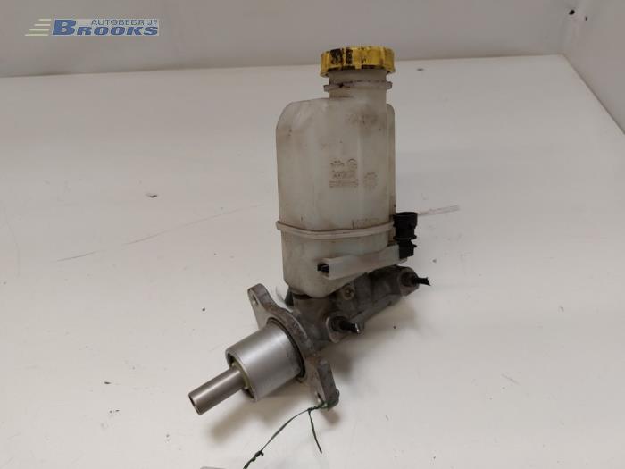 Gebrauchte Hauptbremszylinder Alfa Romeo 147 (937) 1.6 Twin Spark 16V Preis € 20,00 Margenregelung angeboten von Autobedrijf Brooks