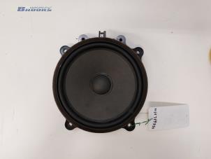 Used Speaker Tesla Model 3 EV AWD Price € 25,00 Margin scheme offered by Autobedrijf Brooks