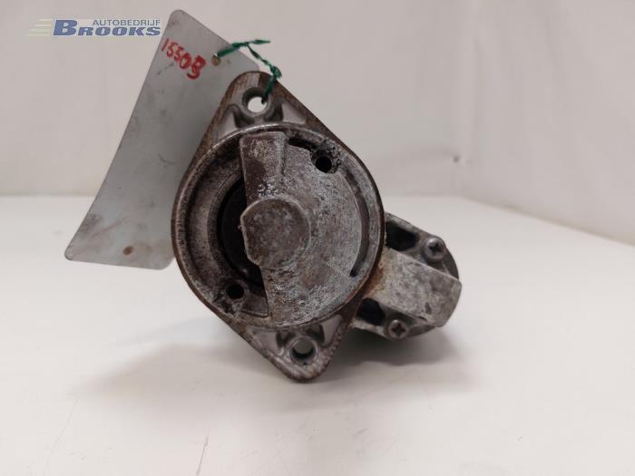 Anlasser van een Alfa Romeo 147 (937) 1.6 Twin Spark 16V 2008