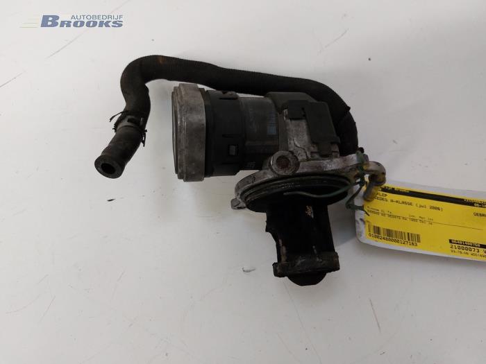 Gebrauchte AGR Ventil Mercedes A (W169) 2.0 A-180 CDI 16V 5-Drs. Preis € 50,00 Margenregelung angeboten von Autobedrijf Brooks