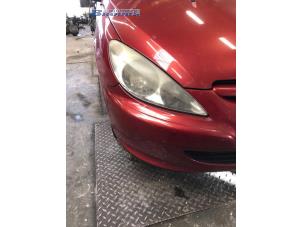 Used Headlight, right Peugeot 307 (3A/C/D) 2.0 16V Price € 20,00 Margin scheme offered by Autobedrijf Brooks