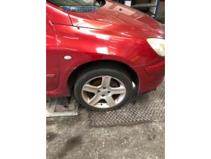 Used Front wing, right Peugeot 307 (3A/C/D) 2.0 16V Price € 25,00 Margin scheme offered by Autobedrijf Brooks