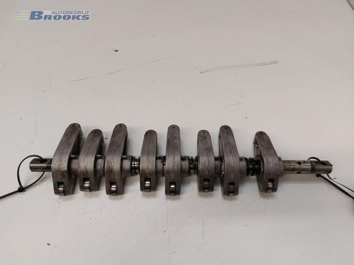 Gebrauchte Schwinghebelachse Ford Transit 2.0 TDdi 16V 260S Preis € 50,00 Margenregelung angeboten von Autobedrijf Brooks