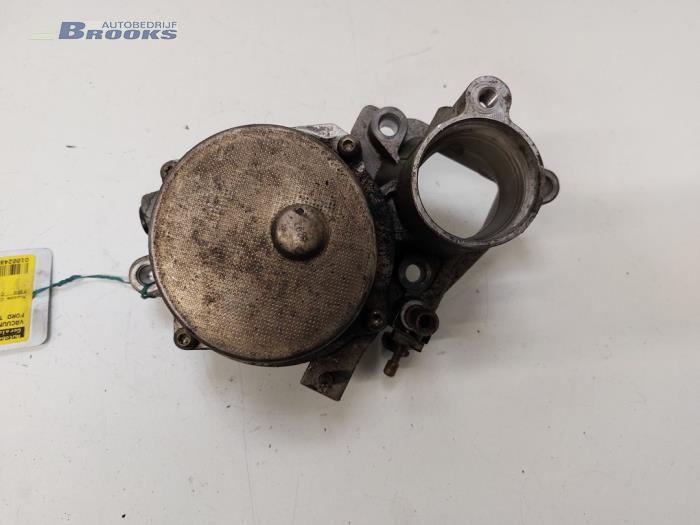 Vacuum pump