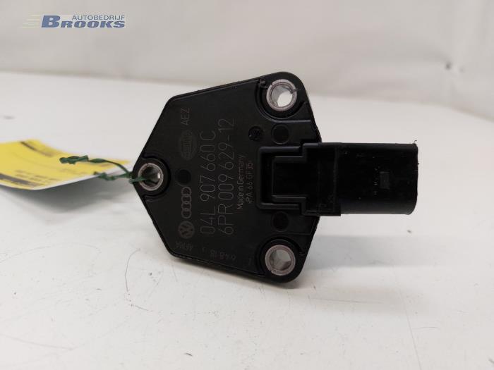 Used Oil level sensor Skoda Superb Combi (3V5) 2.0 TDI Price € 15,00 Margin scheme offered by Autobedrijf Brooks