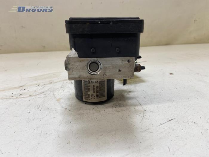 Begagnade ABS-pump Citroen C3 (SC) 1.6 HDi 92 Pris € 50,00 Marginaltabell erbjuds av Autobedrijf Brooks