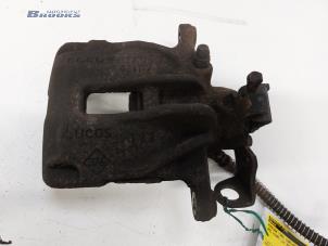 Used Rear brake calliper, left Opel Vivaro 1.6 CDTi BiTurbo 125 Price € 30,00 Margin scheme offered by Autobedrijf Brooks