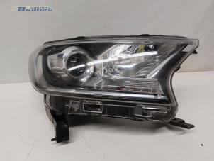Used Headlight, right Ford Ranger 2.0 EcoBlue 16V 4x4 Price € 350,00 Margin scheme offered by Autobedrijf Brooks