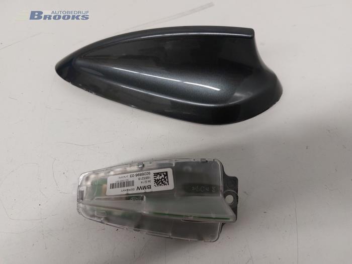 Używane Antena GPS BMW 3 serie Touring (F31) 316i 1.6 16V Cena € 30,00 Procedura marży oferowane przez Autobedrijf Brooks