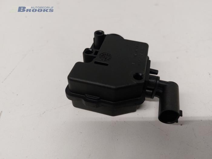 Tank Flap Lock Motor Bmw 3 Serie Touring 316i 1.6 16v - 7270792