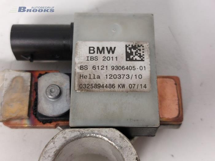 Biegun akumulator z BMW 3 serie Touring (F31) 316i 1.6 16V 2014