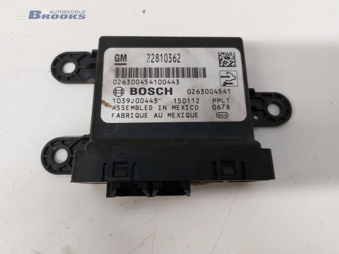 Begagnade PDC-modul Opel Astra J Sports Tourer (PD8/PE8/PF8) 1.6 CDTI 16V Pris € 15,00 Marginaltabell erbjuds av Autobedrijf Brooks