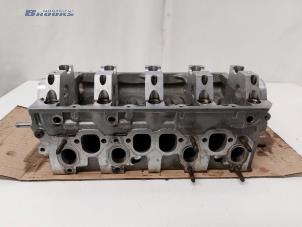 Culasse d'un Volkswagen Caddy III (2KA,2KH,2CA,2CH) 1.9 TDI 2008