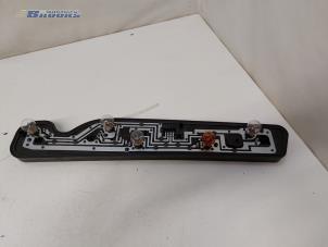 Gebrauchte Leiterplatte Rücklicht links Mercedes Sprinter 4t (907.6/910.6) 411 CDI 2.1 D FWD Preis € 20,00 Margenregelung angeboten von Autobedrijf Brooks