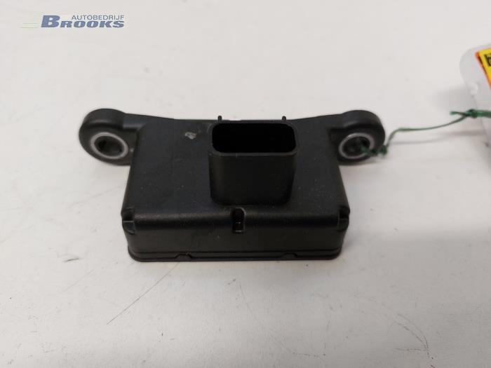 Begagnade Esp Duo-sensor Opel Astra J Sports Tourer (PD8/PE8/PF8) 1.6 CDTI 16V Pris € 30,00 Marginaltabell erbjuds av Autobedrijf Brooks