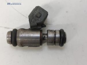 Used Injector (petrol injection) Volkswagen Polo III (6N1) 1.6i 75 Price € 10,00 Margin scheme offered by Autobedrijf Brooks