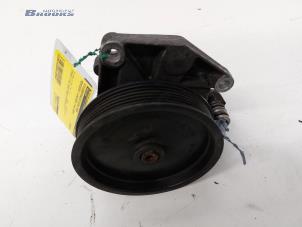 Used Power steering pump Mercedes S (W221) 3.5 S-350 24V Price € 150,00 Margin scheme offered by Autobedrijf Brooks