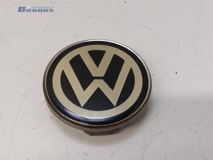Używane Kolpak Volkswagen Golf III (1H1) 1.8 CL,GL Cena € 10,00 Procedura marży oferowane przez Autobedrijf Brooks