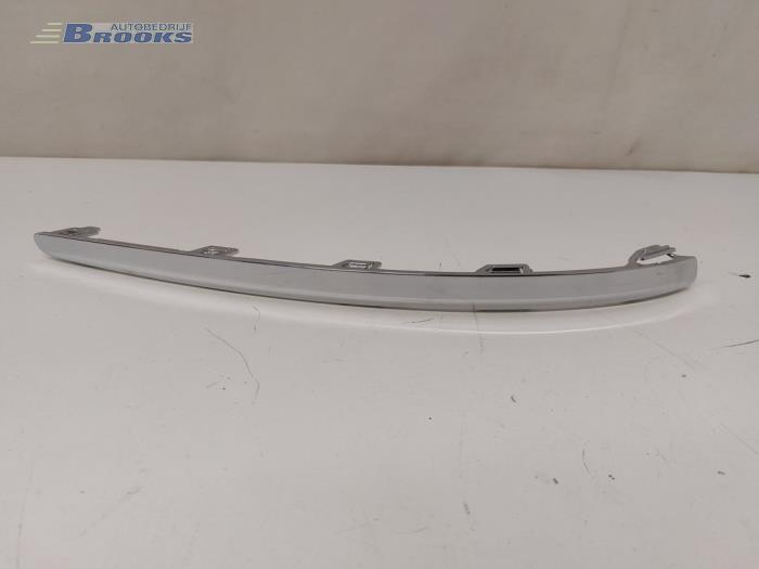 Nya Dekorstripe Hyundai i30 (FD) 1.4 CVVT 16V Pris € 24,20 Inklusive moms erbjuds av Autobedrijf Brooks
