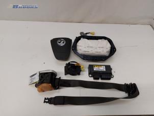 Usagé Kit + module airbag Opel Insignia Sports Tourer 2.0 CDTI 16V 160 Ecotec Prix € 250,00 Règlement à la marge proposé par Autobedrijf Brooks