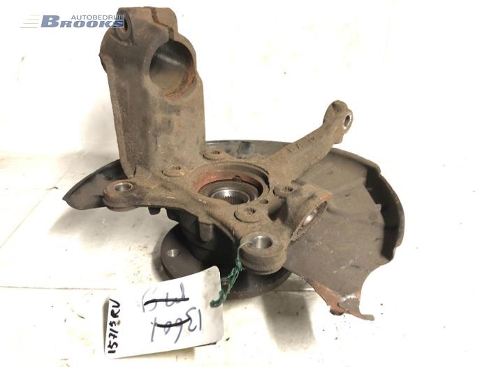 Knuckle, front right from a Volkswagen Caddy IV 2.0 TDI 102 2019
