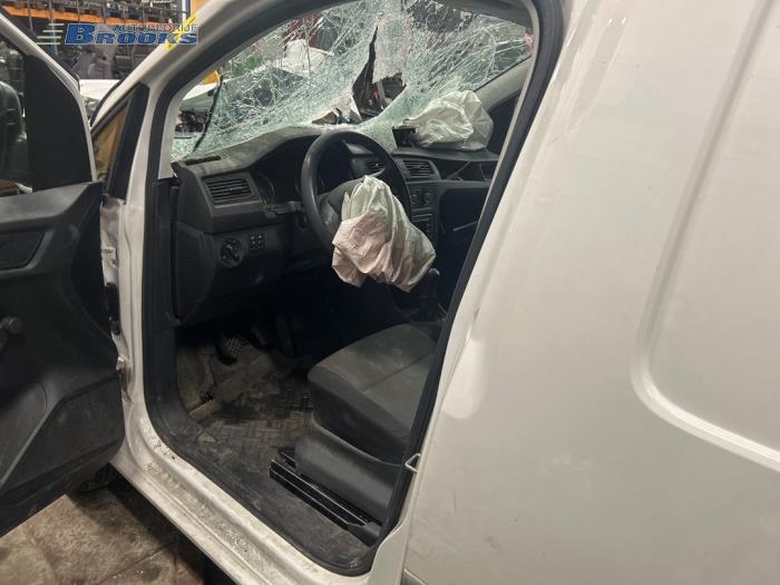 Door seal 2-door, left from a Volkswagen Caddy IV 2.0 TDI 102 2019