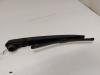Rear wiper arm from a Renault Clio IV (5R) 0.9 Energy TCE 90 12V 2013