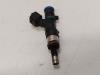 Injector (petrol injection) from a Renault Clio IV (5R) 0.9 Energy TCE 90 12V 2013