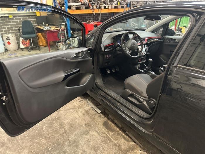 Window mechanism 2-door, front left from a Opel Corsa E 1.0 SIDI Turbo 12V 2017