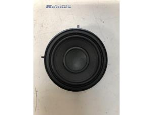 Gebrauchte Lautsprecher BMW i3 (I01) i3s 120Ah Preis € 10,00 Margenregelung angeboten von Autobedrijf Brooks
